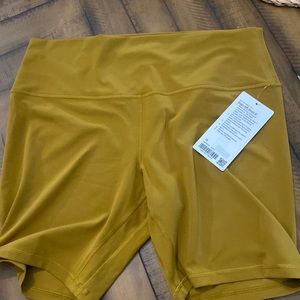Lululemon HR Short 8’’